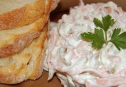 Salată cu șuncă presată