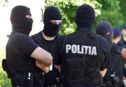 Perchezitii la serviciile de inmatriculari si permise auto