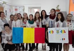 Marea Unire sărbătorită la Şcolile Rediu şi Rădăuţi – Prut – FOTO