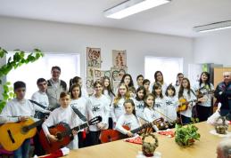 Ziua Internațională a Persoanelor cu Dizabilități sărbătorită la C.I.A DOROHOI - FOTO