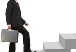 A început evaluarea directorilor de şcoli