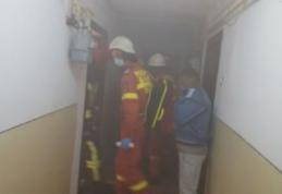 Alarmă de incendiu! Fumul scos de o oală uitată pe foc a alertat vecinii