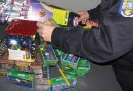 Tânăr de 18 ani cercetat de polițiști pentru deținere și comercializare articole pirotehnice fără drept