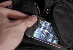 A încercat, dar nu a reuşit! O tânără de 17 ani, a fost cât pe ce să rămână fără telefonul mobil