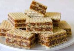 Foi de napolitană umplute cu nucă