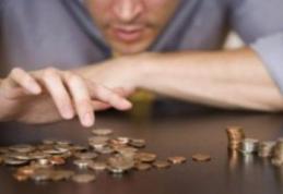Se trage linie: Salarii mai mici pentru 22.000 de bugetari!
