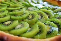 Tartă cu kiwi