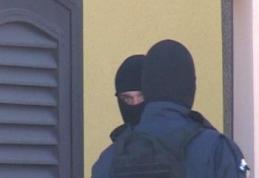 DNA anchetează vameșul cercetat în libertate