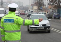 Permise reținute și sancțiuni contravenționale aplicate de polițiștii rutieri