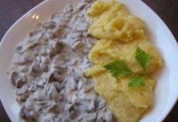 Ciulama de ciuperci cu usturoi