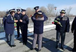 Mărţişoare la frontieră