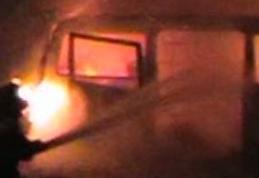 Maşini mistuite de foc