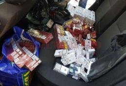 Marfă confiscată, mașină reținută și dosar penal pentru contrabandă cu ţigări