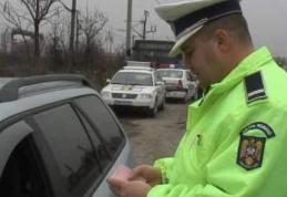 Infractori voiajori depistaţi de poliţişti
