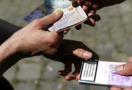 Două dosare penale pentru de contrabandă cu țigări