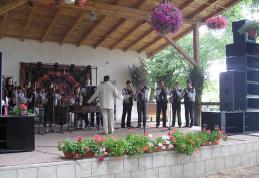 Comuna Cristineşti se pregăteşte de sărbătoare