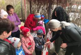 „CULORI DE PRIMĂVARĂ” pentru copii și bătrâni din județ - FOTO