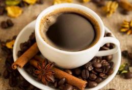 Ce să pui în cafea ca să nu mai fii obosit