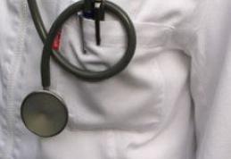 Amenzi pentru medicii de la Urgență