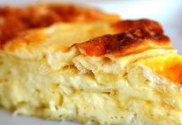 Plăcintă dobrogeană