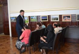 Ajutoare de urgenţă de la Guvern, destinate unor familii sau persoane singure din judeţ, cu probleme financiare sau de sănătate - FOTO