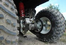 Ce a păţit un tânăr care conducea un ATV, băut şi fără permis