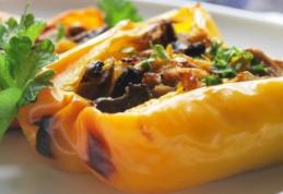 Ardei umpluți cu ciuperci și dovleac