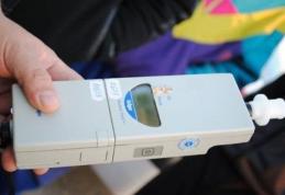 Șofer beat depistat de polițiști la volanul unei autoutilitare