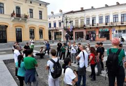 Fotografi din cinci județe s-au întâlnit la Ipotești - FOTO