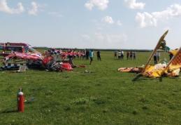 Două avioane de mici dimensiuni s-au ciocnit în zbor şi s-au prăbuşit, la Suceava