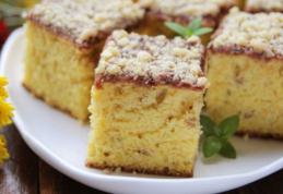 Prăjitură cu ciocolată albă și nucă