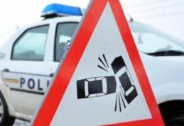 Accident! Două persoane rănite după o neacordare de prioritate la Vârfu Câmpului