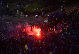 Violențe fără margini la mitingul diasporei: Sute de răniți! Zeci de oameni au protestat și la Botoșani