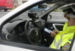 Bărbat urmărit în trafic de Poliţie, după ce a a ignorat semnalele poliţiştilor. Vezi ce au descoperit polițiștii!