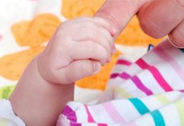 Cum prevenim sau tratăm constipația la sugari