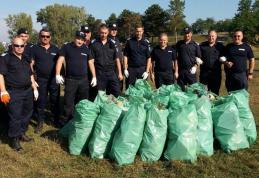 Ecologizare cu jandarmi în județul Botoșani - FOTO