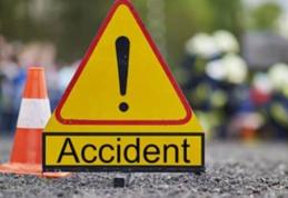 Accident produs de un puștan beat. Patru mașini lovite dintr-un foc