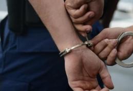 Botoșănean reţinut 24 de ore pentru viol cu o minoră de 15 ani