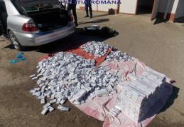 Bărbați reținuți după ce au fost depistați cu țigări de contrabandă în mașină