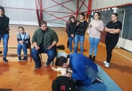 Cursuri de prim ajutor gratuite oferite de Asociația „Ghica Plus” din Dorohoi - FOTO