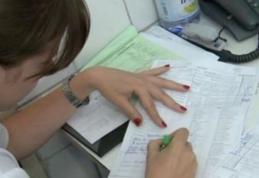 Vești proaste pentru angajați: este vorba despre plata concediului medical! S-a dat lege, toata lumea este afectată