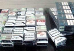 Ţigări de contrabandă confiscate de poliţişti în zona Pieței Centrale