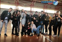 Emoții și perseverență în pregătirea Balului Bobocilor 2018 la Colegiul Național „Grigore Ghica” Dorohoi - FOTO