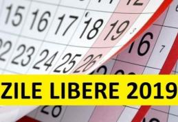 ZILE LIBERE 2019: câte minivacanţe au angajaţii anul viitor, câte sărbători legale pică în weekend