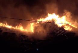 Tragic! Bărbat găsit decedat în casa mistuită de flăcări