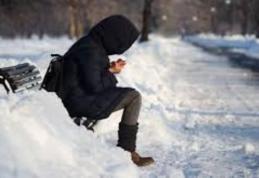 O masă de aer polar vine peste România. Temperaturile scad drastic și va ninge