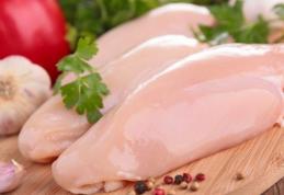 Ce e bine să știm despre carnea de pui din comerț