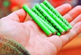 Dosar penal pentru un minor prins în timp ce vindea petarde