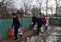 Speranță oferită de pompieri pentru două familii din Dorohoi și Avrămeni - FOTO