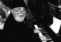 A murit muzicianul Johnny Răducanu